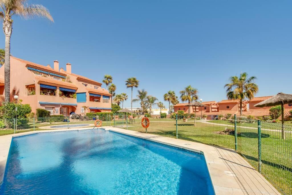 Beachfront Townhouse Εστεπόνα Εξωτερικό φωτογραφία