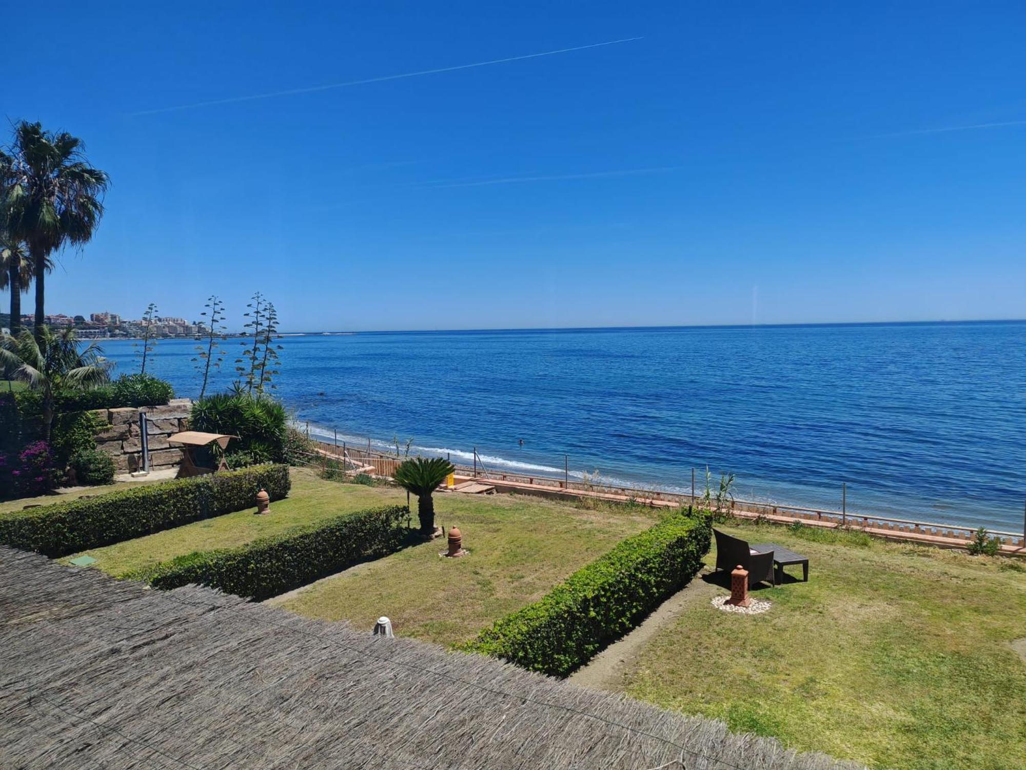 Beachfront Townhouse Εστεπόνα Εξωτερικό φωτογραφία